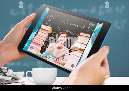 Zusammengesetztes Bild von Händen mit tablet Stockfoto