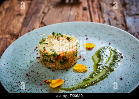 Bulgur mit Gemüse, gesund, Diät schmackhaftes Gericht Stockfoto