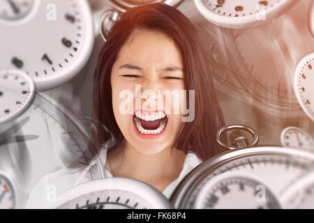 Zusammengesetztes Bild der schreienden Frau Stockfoto