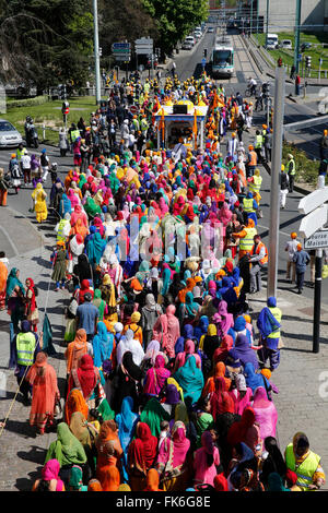 Hola Mohalla, Prozession während des Sikh Neujahrs in Bobigny, Frankreich, Europa Stockfoto