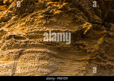 Details der Felsen am Strand von Elgol, Isle Of Skye, Highlands, Schottland, Vereinigtes Königreich Stockfoto