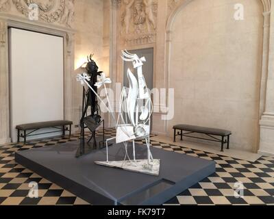Paris, Frankreich. 7. März 2016. Die Skulptur "Frau im Garten" vom spanischen Maler, Illustrator und Bildhauer Pablo Picasso (1881-1973), fotografiert im Musée Picasso in Paris, Frankreich, 7. März 2016. Foto: Sabine Glaubitz/Dpa/Alamy Live-Nachrichten Stockfoto