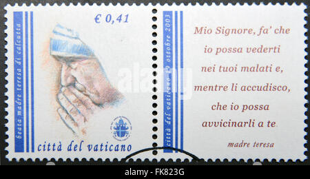 Vatikanstadt - CIRCA 2003: eine Briefmarke in Vatikanstadt zeigt Mutter Teresa, circa 2003 gedruckt. Stockfoto