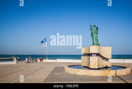 Portugal, Algarve, Lagos, Praia da Batata, São Gonçalo de Lagos, Schutzpatron der Stadt und ihrer Fischer-Denkmal Stockfoto