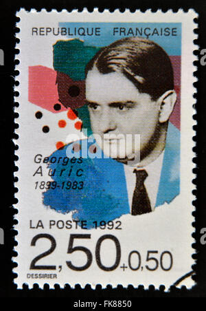 Frankreich - ca. 1992: Eine Briefmarke gedruckt in Frankreich zeigt Georges Auric, ca. 1992 Stockfoto