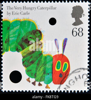 Vereinigtes Königreich - CIRCA 2006: Eine Briefmarke gedruckt in Großbritannien gewidmet Tiergeschichten, zeigt The Very Hungry Caterpillar Stockfoto