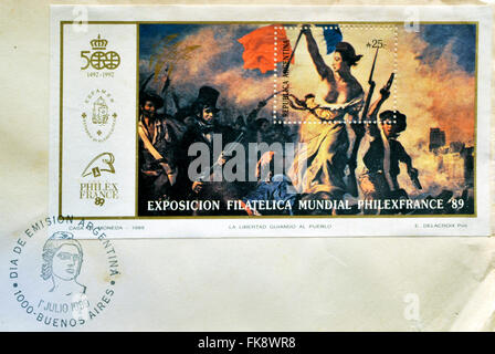 Argentinien - CIRCA 1989: Eine Briefmarke gedruckt in Argentinien zeigt die Freiheit führt das Volk, Gemälde von Eugène Delacroix Stockfoto