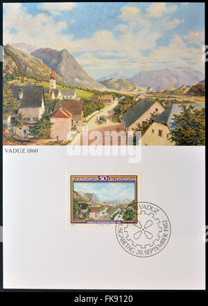 LIECHTENSTEIN - CIRCA 1982: Briefmarke gedruckt in Liechtenstein widmet sich die Geburt von Moritz Menzinger, zeigt Vaduz, 1860 Stockfoto