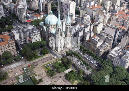 Luftbild von der Kathedrale in Sao Paulo Praca da Se und Praça Clovis Bevilacqua Stockfoto