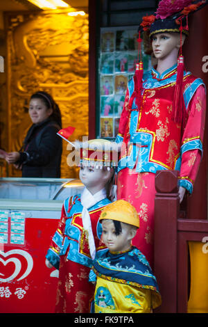 Snack-Shop und Foto Stand, Runde Stadt oder Stadt der Harmonie im Beihai-Park, Peking, China Stockfoto