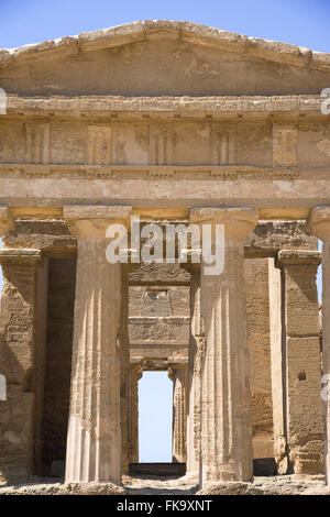 Concordia-Tempel Fassade Detail in das Tal der Tempel - Sizilien Stockfoto