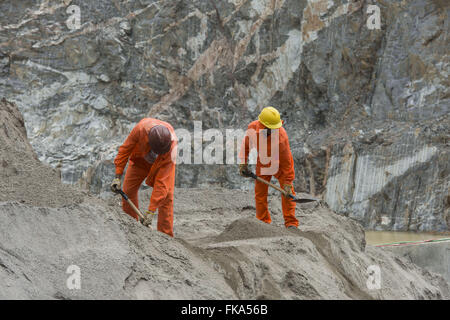 Arbeiter in den Bau von EBI - 3 Pumpstation - Umsetzung von Rio São Francisco Stockfoto