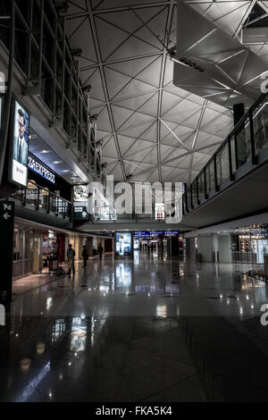 Innen Hong Kong International Airport. Luft-Gateway zu Festland-China, Ost und Süd-Ost-Asien. Stockfoto