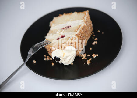 Bild von einem "Frankfurter Kranz", Frankfurter Kranz ist eine traditionelle Hessen Torte mit viel Sahne. Aufgenommen am 03.01.16 in Oberursel Stockfoto