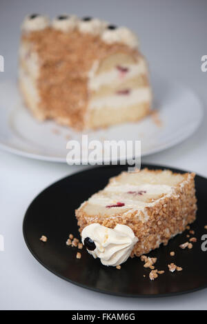 Bild von einem "Frankfurter Kranz", Frankfurter Kranz ist eine traditionelle Hessen Torte mit viel Sahne. Aufgenommen am 03.01.16 in Oberursel Stockfoto