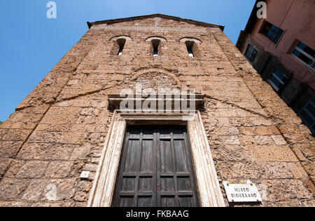 Diözesan-Museum der Heiligen Kunst (Museo Diocesano di Arte Sacra), Kirche San Silvestro, Orte, Latium, Italien Stockfoto