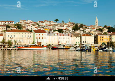 Fernsehreihe, Insel Losinj, Mali Losinj, Stadtansicht Stockfoto