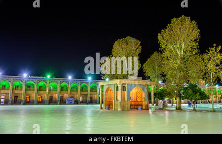 Court of Shah Cheragh-Moschee in Schiraz - Iran Stockfoto