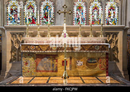 Dorchester Abbey Ostfenster und Altar. Dorchester on Thames, Oxfordshire, England Stockfoto