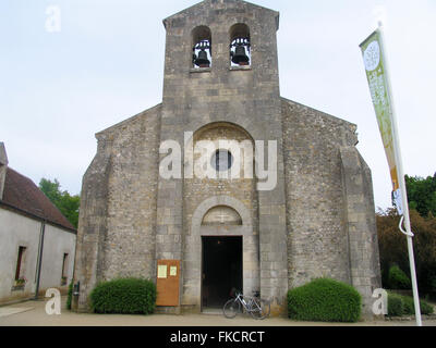 Die Fassade der Kirche in Germigny-des-Prés. Stockfoto