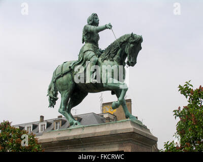 Bronze-Statue von Jeanne d ' Arc montiert auf einem Pferd. Stockfoto