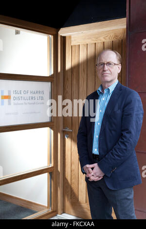 Simon Erlanger, Geschäftsführer, Harris Brennerei, Tarbert, Insel Harris. September 2015 Stockfoto