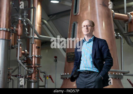 Simon Erlanger, Geschäftsführer, Harris Brennerei, Tarbert, Insel Harris. September 2015 Stockfoto