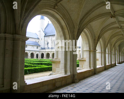 Grand Moutier Kreuzgang der Abtei von Fontevraud. Stockfoto