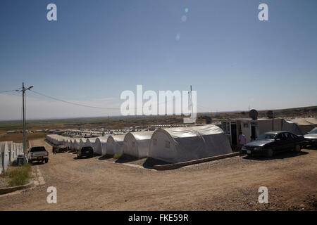 Ein Flüchtlingslager außerhalb Dohuk. Heute gibt es so viele Flüchtlinge in Lagern außerhalb der Stadt, die Heimat von den Bewohnern von Dohuk. Stockfoto