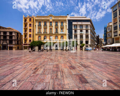 Plaza De La Constitución mit Marmorboden im historischen Zentrum von Málaga, Costa Del Sol, Andalusien, Südspanien Stockfoto