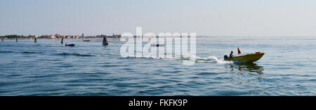 Schiff, Boot, Schiff, Stadt, Pellestrina, Lido, Pellestrina, Lido di Venezia, Venezia, Veneto, Venedig, Italien, Europa Stockfoto