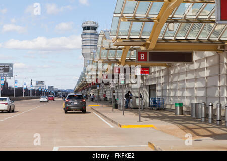 Ronald Reagan Washington National Airport Terminal B außen - Washington, DC USA Stockfoto
