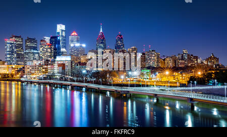 Philadelphia-Skyline bei Nacht Stockfoto