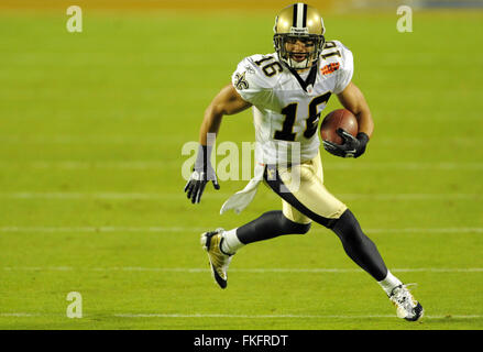 Miami, Florida, Vereinigte Staaten von Amerika. 7. Februar 2010. 7. Februar 2010; Miami, FL, USA; New Orleans Saints Wide Receiver Lance Moore (16) läuft während des zweiten Quartals des Super Bowl XLIV gegen die Indianapolis Colts im Sun Life Stadium. ZUMA Press/Scott A. Miller © Scott A. Miller/ZUMA Draht/Alamy Live-Nachrichten Stockfoto