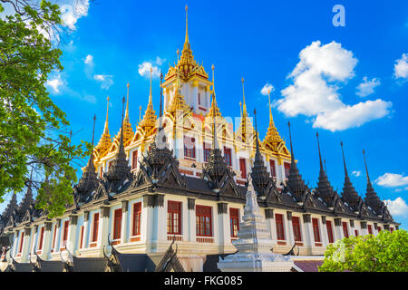 Wat Ratchanatdaram "Metall-Tempel" in Bangkok, Thailand. Stockfoto