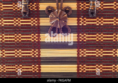 Thai Handarbeiten Tasche aus Lygodium isoliert auf weißem Hintergrund. Stockfoto