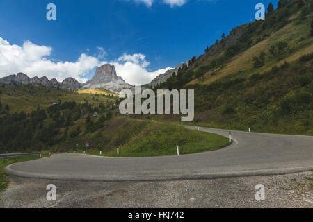 Weg zum Passo Giau, Dolomiten Stockfoto