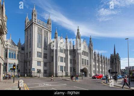 Die riesigen Granit-Gebäude Marischal Hauptsitz College in der Stadt von Aberdeen in Schottland, Großbritannien, im Stadtrat Stockfoto