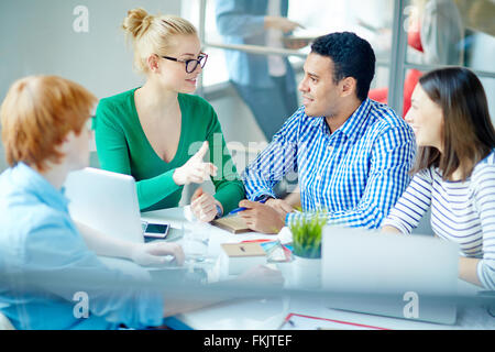 Business-Team diskutieren Business-Pläne Stockfoto