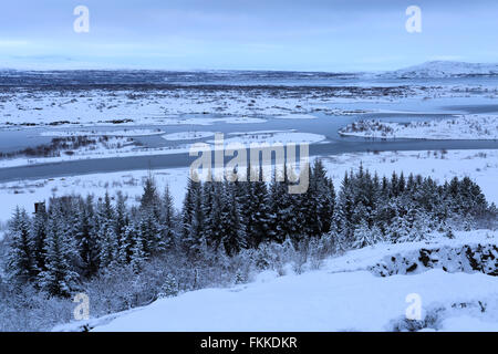 Winter Schnee Blick über Pingvellir Nationalpark, UNESCO-Weltkulturerbe, Süd-West-Island, Europa. Stockfoto