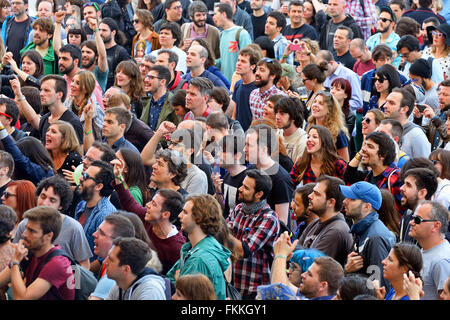 BARCELONA - 30 Mai: Publikum ein Konzert beim Festival Heineken Primavera Sound 2014 (PS14) Uhr. Stockfoto