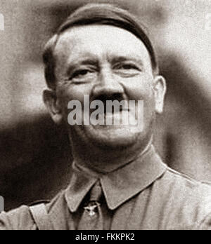 Adolf HITLER - ein seltenes Bild des deutschen Krieges Führers lächelnd aus dem Archiv des Pressedienstes Portrait - Portrait ehemals Pressebüro. Stockfoto