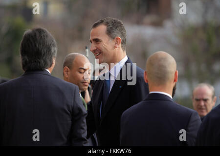 Lissabon, Portugal, 9. März 2016. Felipe VI, König von Spanien, kommt dem portugiesischen Parlament vor Beginn der Zeremonie. Helena Poncini © Stockfoto