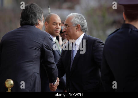 Lissabon, Portugal, 9. März 2016. Portugiesische Ministerpräsident, Antonio Costa, kommt dem Parlament vor Beginn der Zeremonie Gutschrift: Helena Poncini/Alamy Live News. Stockfoto