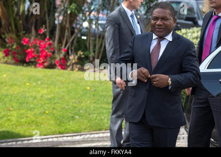 Lissabon, Portugal. 9. März 2016. Der portugiesische Premierminister Antonio Costa erhält Präsident von Mosambik Filipe Nyusis für ein bilaterales Treffen auf die offizielle Residenz des Premierministers. Auf dem Foto Filipe Nyusis. Lissabon, Portugal, am 9. März 2016. Bildnachweis: Gonçalo Silva/Alamy Live-Nachrichten Stockfoto