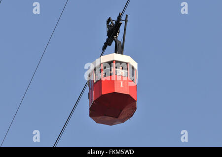 Seilbahn über den Hafen, Barcelona. Katalonien, Spanien Stockfoto