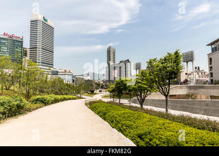 Dongdaemun Geschichte & Kulturpark, Dongdaemun Design Plaza, Seoul, Südkorea. Stockfoto