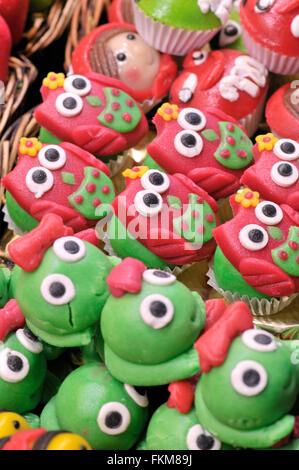 Marzipan in La Boqueria-Markt, Barcelona. Katalonien, Spanien Stockfoto