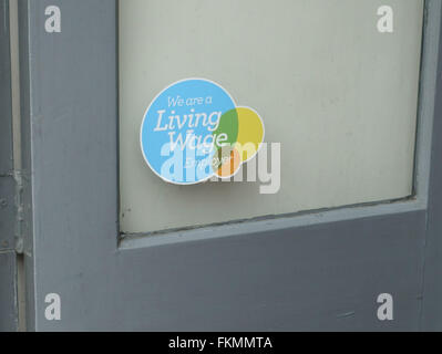 Existenzsichernden Lohn Arbeitgeber anmelden Oliver Bonas Shop Fenster, Islington, London Stockfoto