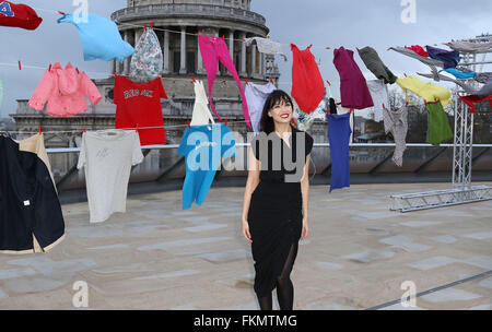 2. Februar 2016 beteiligt - Daisy Lowe TK Maxx Photocall - Model Daisy Lowe Photocall zu starten neue geben Sie Kleidung für Go Stockfoto